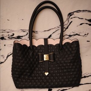 Betsey Johnson black quilted and scalloped tote